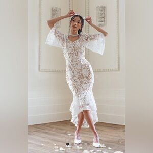 Ivy City Co White Lace Midi Dress